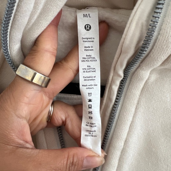 Used Lululemon Scuba Oversized Half-Zip Hoodie size M/L - Picture 2 of 6